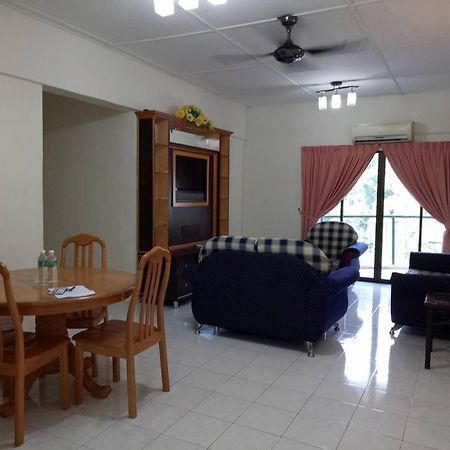 Lumut Valley Resort Condominium Екстериор снимка