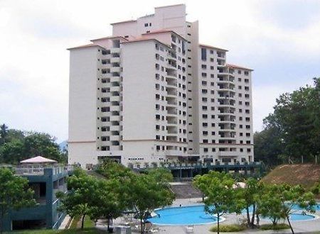 Lumut Valley Resort Condominium Екстериор снимка